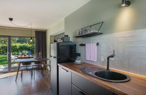 Joachimsthal Apartment | Apartment 'Schorfheider Chillen Am Grimnitzsee' with Private Terrace, Private Garden and Wi-Fi
