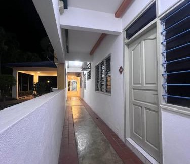Tanjung Tanah Merah House | Apartment Seri Bulan Teluk Kemang Port Dicson Beach View