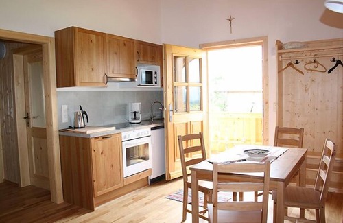 Samerberg Apartment | Apartment Simsseeblick with 2 separate bedrooms, 3 adults and 1 child