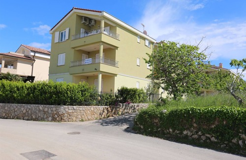 Klimno Apartment | Apartment Sonja (10037-A1) - Klimno - island Krk