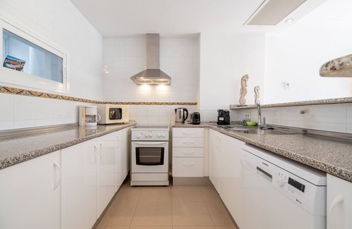Puerto de Soller Apartment | Apartment 'Soller Beach' with Balcony and Wi-Fi