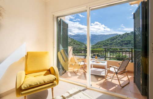 Puerto de Soller Apartment | Apartment 'Soller Beach' with Balcony and Wi-Fi