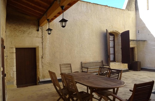 Sommieres Apartment | Apartment Sommières historic center