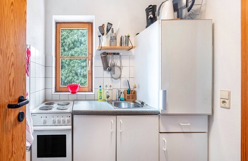 Efringen-Kirchen Apartment | Apartment 'Sonnige Wohnung' with Private Terrace and Wi-Fi