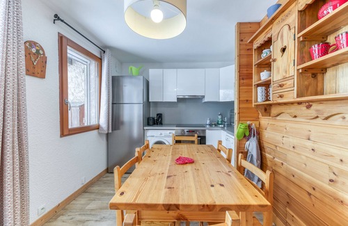 Villard-Reculas Apartment | Apartment 'Souveraine 1 - Superbe Appart' with Mountain View, Private Terrace and Wi-Fi