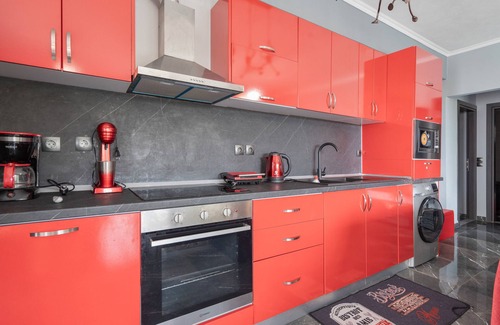 Sivros Apartment | Apartment 'Spiri's House' with Private Terrace, Wi-Fi and Air Conditioning