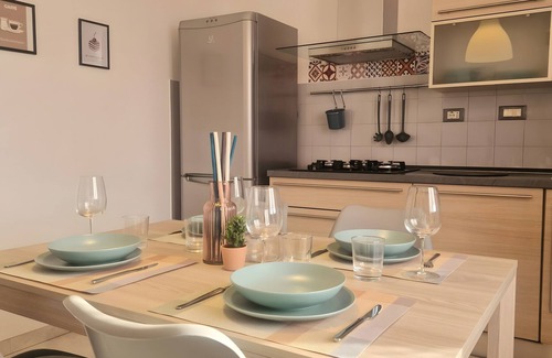 Uscio Apartment | Apartment 'Stella House' with Balcony, Wi-Fi and Air Conditioning
