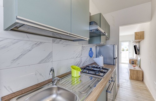 Torre Pali Apartment | Apartment 'Stella Marina' with Private Terrace, Wi-Fi and Air Conditioning