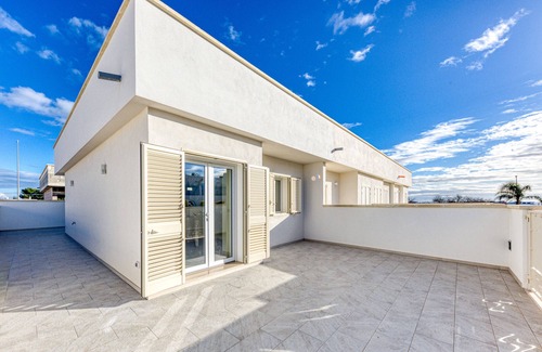 Torre Pali Apartment | Apartment 'Stella Marina' with Private Terrace, Wi-Fi and Air Conditioning