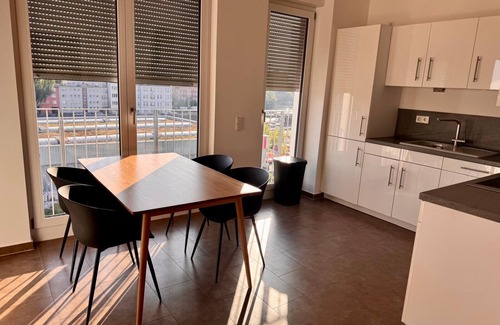 Halensee Apartment | Apartment 'Stilvolles Zentrum Berlin' with Balcony and Wi-Fi
