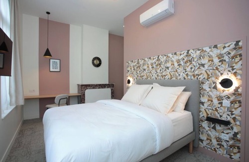 Cambrai Apartment | Apartment Suite