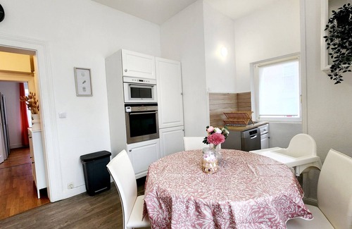 Thionville Apartment | Apartment-Superior-Private Bathroom-City view-Le coin des Artistes