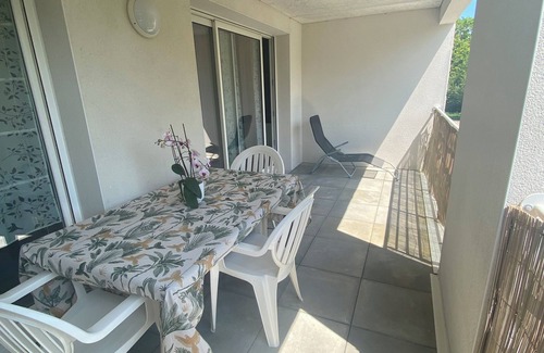 Surzur Apartment | Apartment Surzur golfe du morbihan. 5 min from Aquagolfe center.