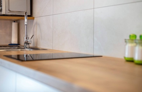 Laion Apartment | Apartment "Talblick 3" with Mountain View, Garden & Wi-Fi