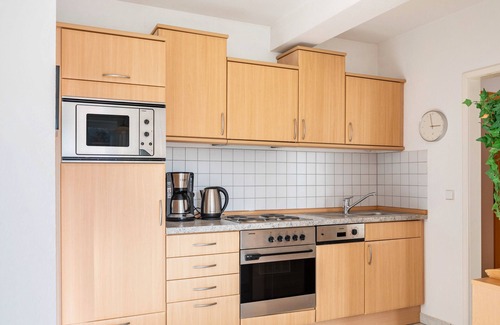 Oberhof Apartment | Apartment 'Tannenblick 1-1' with Mountain View, Private Terrace and Wi-Fi