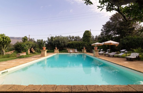 Mockarta Apartment | Apartment 'Tenuta Donna Vittoria - Grande' with Mountain View, Pool & Wi-Fi