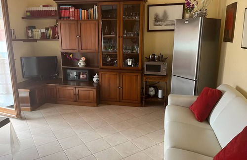 Montesilvano Apartment | Apartment 'Teresa Al Mare' with Balcony, Wi-Fi and Air Conditioning