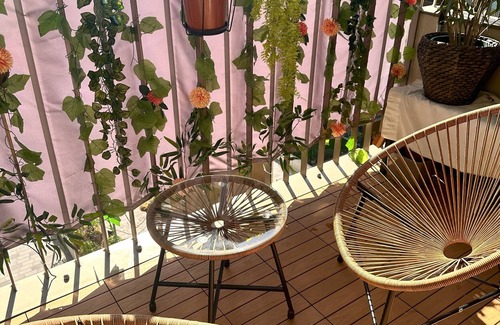 Landstrasse Apartment | Apartment 'The Laendyard' with Balcony and Wi-Fi