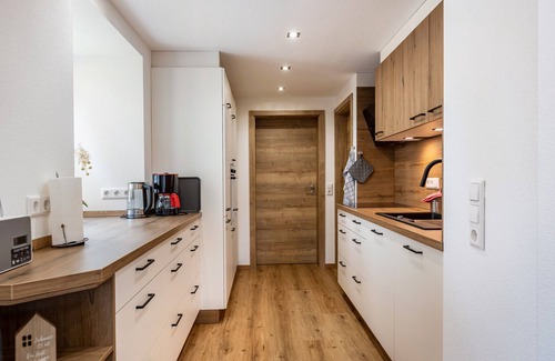 Ewattingen Apartment | Apartment 'Thoma' with Private Terrace, Private Garden and Wi-Fi