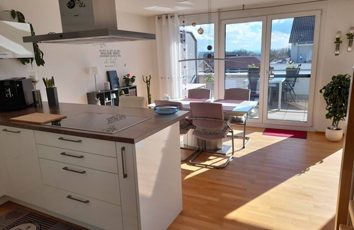 Waggershausen Apartment | Apartment 'Tina's Lounge Penthousewohnung' with Mountain View, Private Terrace and Wi-Fi