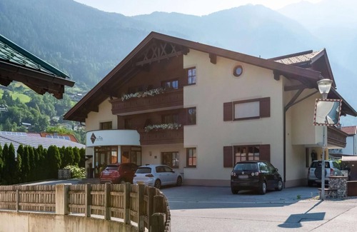 Oetz Apartment | Apartment 'Top 7' with Mountain View and Wi-Fi