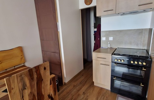 Chamrousse Apartment | Apartment 'Très Bel Rénové' with Balcony