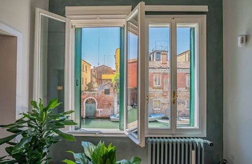 Cannaregio Villa | Apartment Trasti - Two Bedroom Villa, Sleeps 4