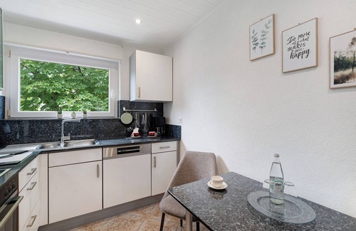 Oos Apartment | Apartment 'Traumzeit Quartier Baden - Baden' with Balcony and Wi-Fi