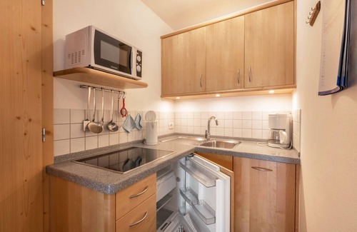 Kastelruth Apartment | Apartment “Trocker Kastelruth 9” near Seiser Alm with Mountain View & Sauna