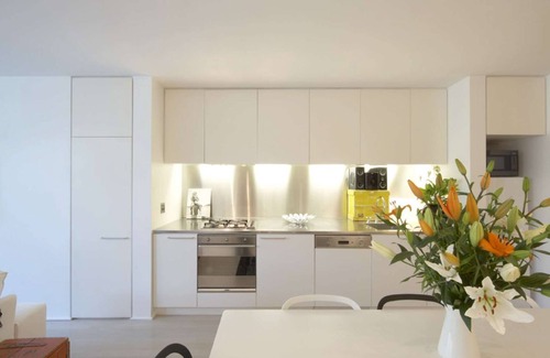 Darlinghurst Apartment | Apartment Two by Contemporary Hotels