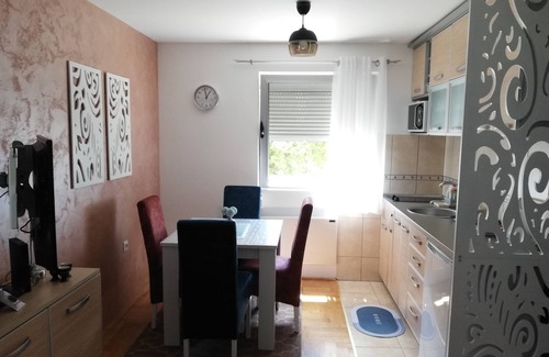 Zlatibor Apartment | Apartment Una - Cosy one-bedroom apartment, walking distance from the Lake!