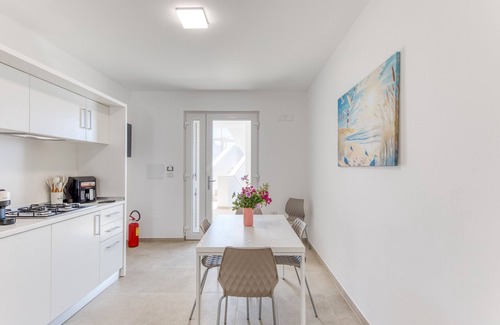 Torre San Giovanni Apartment | Apartment 'Unit 1' with Air Conditioning
