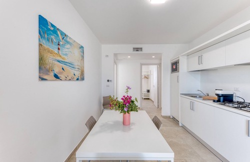 Torre San Giovanni Apartment | Apartment 'Unit 1' with Air Conditioning