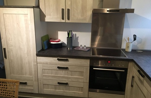 Ohningen Apartment | Apartment 'Unterm Blauregen' with Private Terrace and Wi-Fi