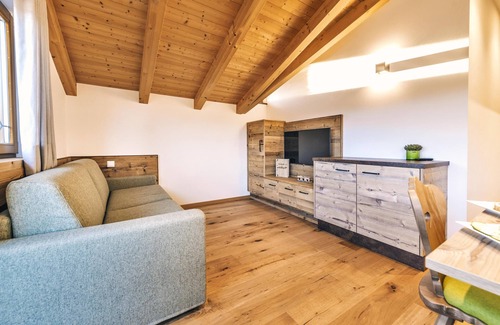 Verano Apartment | Apartment 'Untermathonhof Abendrot' with Balcony, Garden & Wi-Fi