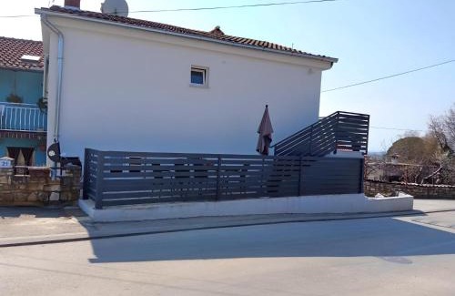 Tar-Vabriga Apartment | Apartment Valentino