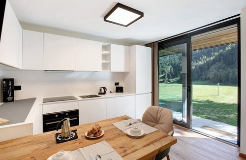 Valgrisenche Apartment | Apartment 'Valgrisa Mountain Lodges 3' with Mountain View, Private Terrace and Wi-Fi