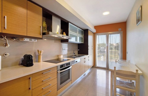 Olhos D'Agua Apartment | Apartment "Varandas do Sol" with Pool, Terrace & Wi-Fi