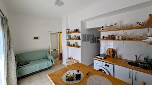 Fodele Apartment | Apartment Verbena in Mandarin Grove