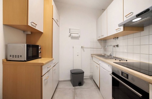 Kauslund Apartment | Apartment 'Vicky' with Private Terrace, Balcony and Wi-Fi