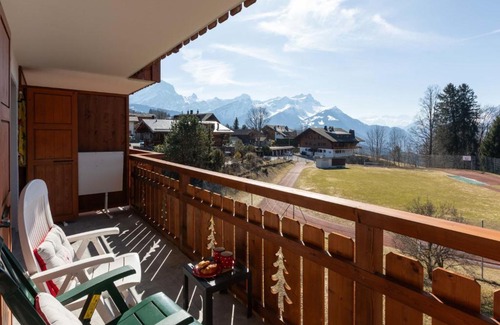 Villars-sur-Ollon Apartment | Apartment Villars Vacances 20 by Interhome