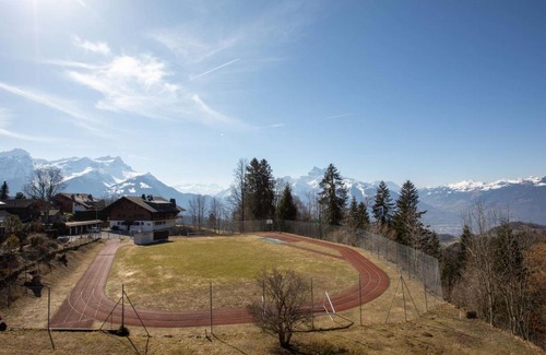 Villars-sur-Ollon Apartment | Apartment Villars Vacances 20 by Interhome