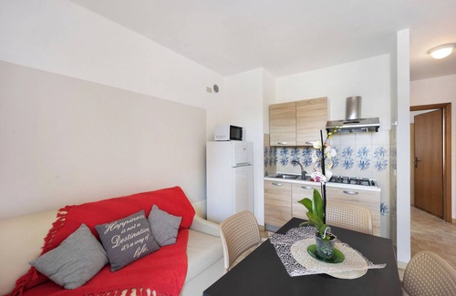 Loano Apartment | Apartment 'Villa Paola Bilo 4' with Pool, Wi-Fi and Garden – Pets Allowed