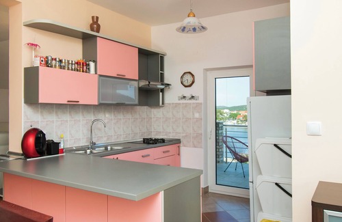 Murter Apartment | Apartment Villa Zlatna (96131-A1) - Betina