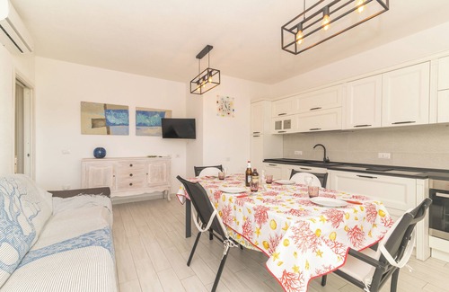 Budoni Apartment | Apartment 'Virginia' with Mountain View and Air Conditioning