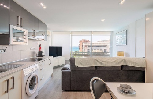 Cabo de las Huertas Apartment | Apartment 'Vistas Al Mar' with Shared Pool, Wi-Fi and Air Conditioning