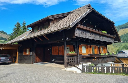 Bad Kleinkirchheim Ski Chalet | Apartment with mountain views