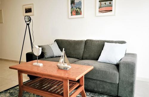 Universal Apartment | Apartment Walnut103 with pool