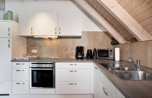 Tettnang Apartment | Apartment 'Weiherblick' with Balcony and Wi-Fi