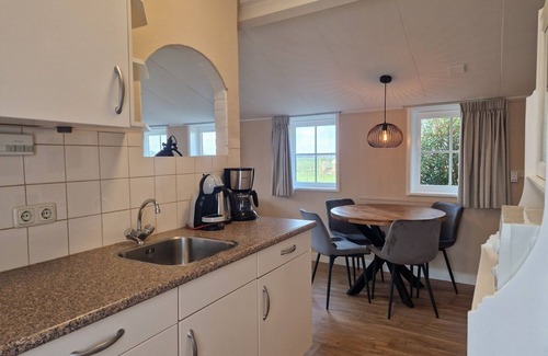 Meliskerke House | Apartment Willow with beautiful garden and terrace